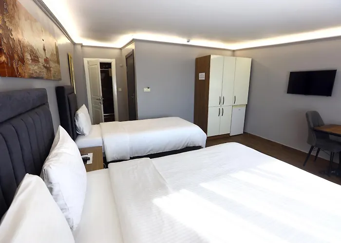 Zendy Suite Hotel